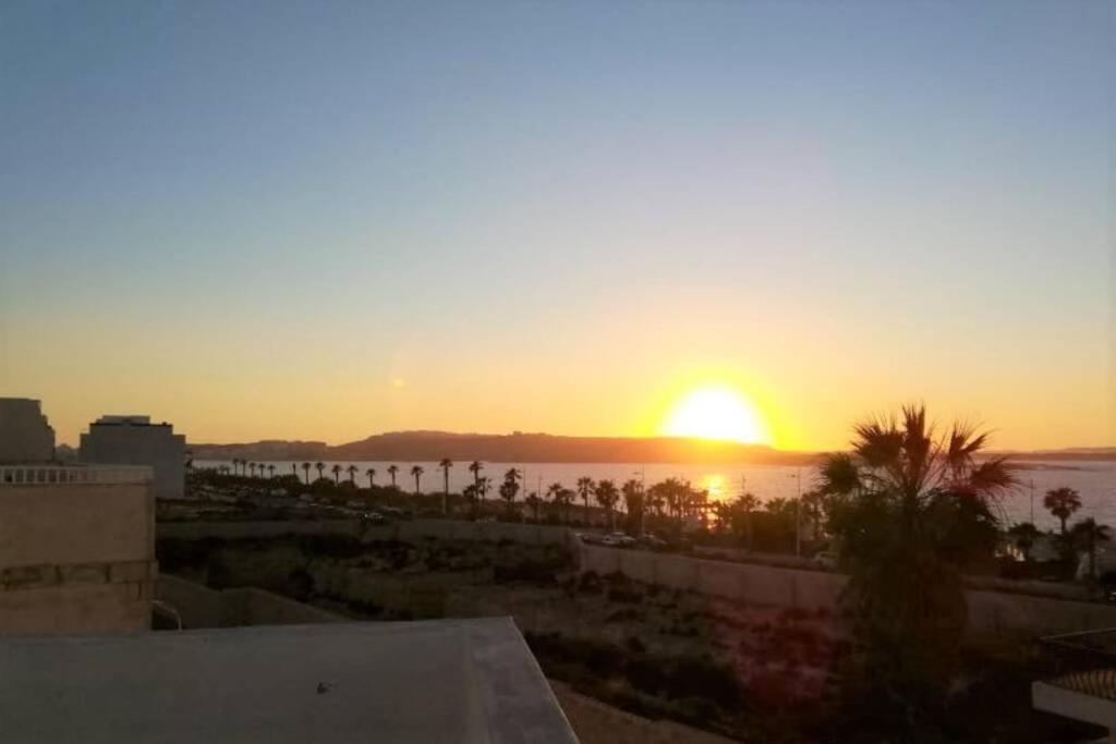 Sunshine Holiday Apartment 5 With Spectacular Seaviews St. Paul's Bay Exterior foto