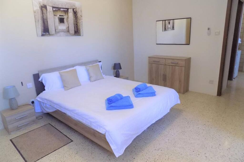 Sunshine Holiday Apartment 5 With Spectacular Seaviews St. Paul's Bay Exterior foto
